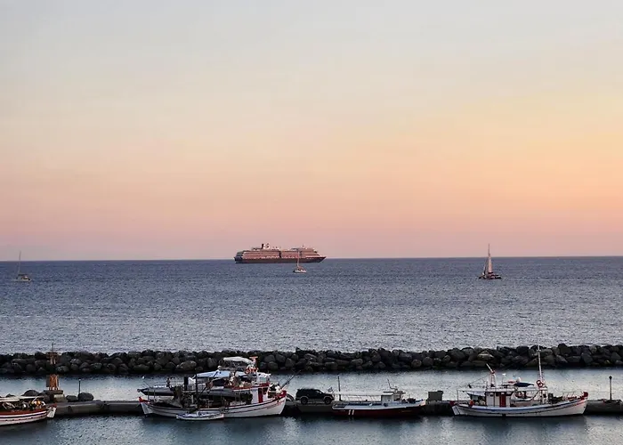 بورتو بيت ضيافة Vlychada